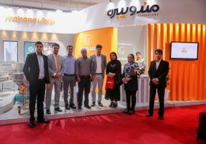 A group of permanent and new customers of Mahand collection at the exhibition