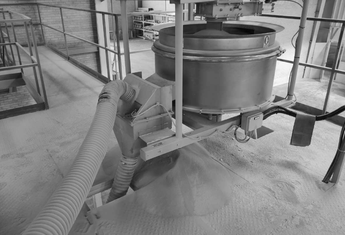 Application of Hopper press electric sieve on top of press